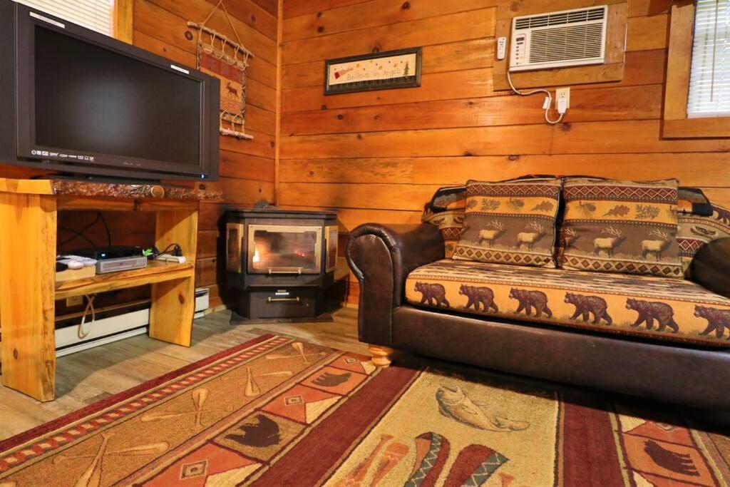 Alpine Mountain Sweetheart Cabin Jacuzzi #6 Helen Eksteriør billede