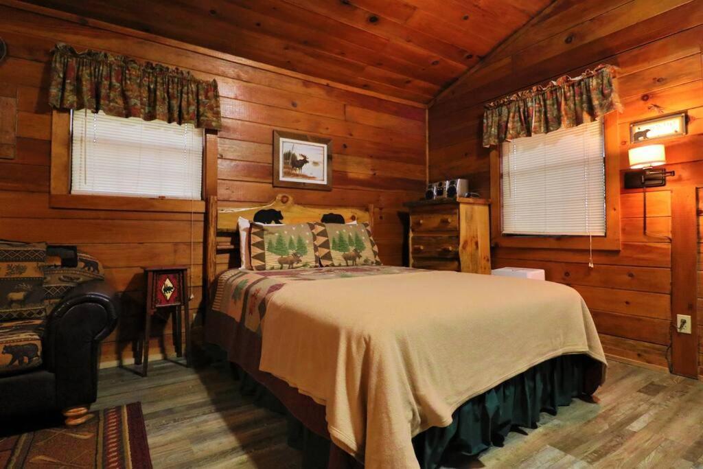 Alpine Mountain Sweetheart Cabin Jacuzzi #6 Helen Eksteriør billede
